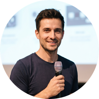 Jakub Mieszcza�ski - instruktor szkoleniowy ESC SA